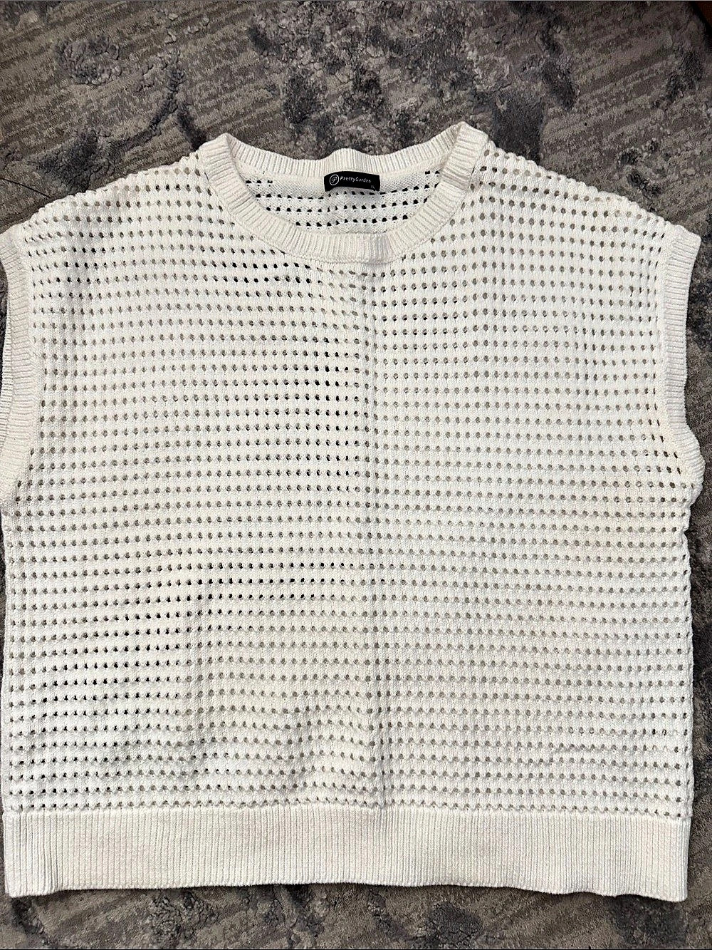 PrettyGarden Women's Sleeveless Knit Sweater Vest in White Size XL